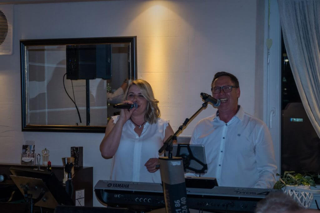 Alleinunterhalter- Hochzeit- Familienfeier- Entertainer